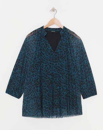 Print V-Neck Mesh Blouse