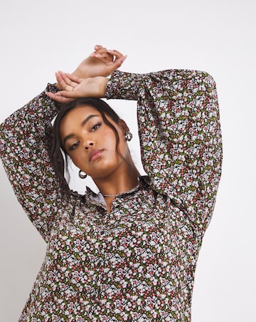 Multi Floral Long Sleeve Dipped Back Shirt