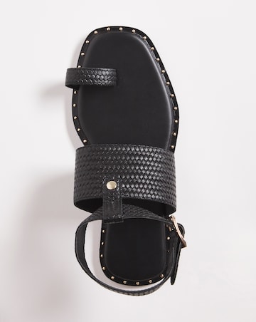 Leather Interweave Toe Ring Sandal - Extra Wide Fit (EEE)