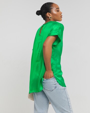 Green Satin Boxy Top With Roll Sleeve