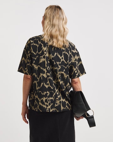 Printed Crepe Boxy Short Sleeve Top