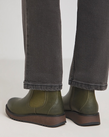 Heavenly Feet Rolo Chelsea Boot Wide E Fit