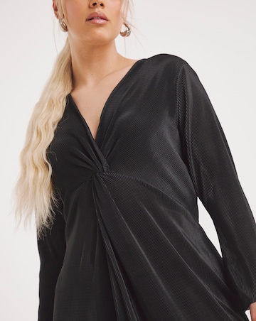 Twist Front Plisse Midi Dress