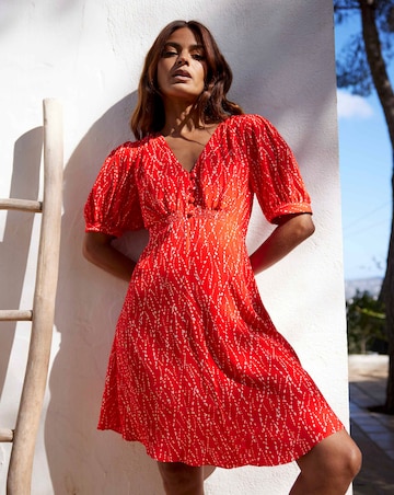Ro&Zo Red Print Shirred Shoulder Short Dress