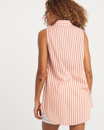 Dipped Back Sleeveless Shirt