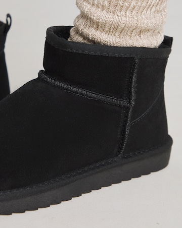 Renna Suede Low Cut Warm Lined Snug Boots Wide E Fit