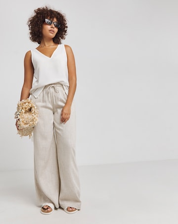 Simply Be White V Neck Vest