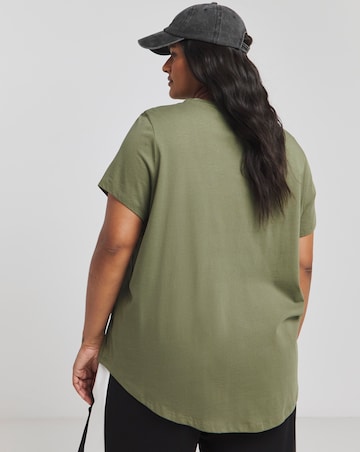 Simply Be Khaki & Black 2 Pack Curved Hem Longline T-Shirt