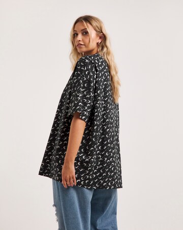 Black Print Longline Cut Out V Tee