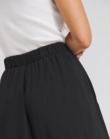 Simply Be Black Elasticated Waist Full Skirt