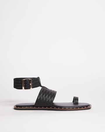 Leather Interweave Toe Ring Sandal - Extra Wide Fit (EEE)