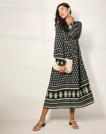 Border Print Batwing Smock Maxi Dress