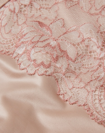 MAGISCULPT Ella Lace Firm Control Anti Chafing Thighshaper - Blush