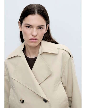 Mango Jacket Lipa