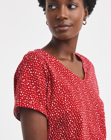 Red Spot V-Neck Short Sleeve T-Shirt