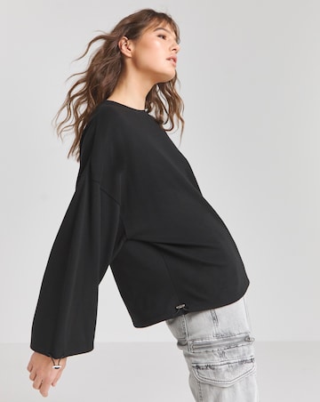 Black Toggle Detail Sweatshirt