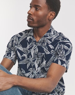 Short Sleeve Revere Collar Print Shirt