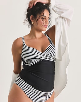 Figleaves Tailor Underwired Twist Front Tankini Top
