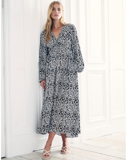 Nobody's Child Black Printed Iris Midaxi Dress
