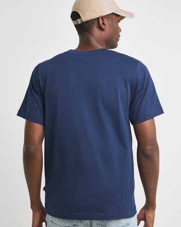 New Balance Sport Round Graphic T-Shirt