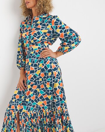 Raishma Studio Floral Print Frill Detailed Maxi Dress