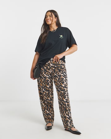 Black Olive Embroidery T-Shirt