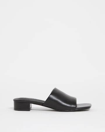 Low Heeled Mule E Fit