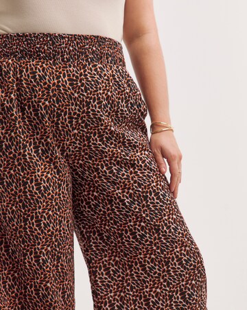 Animal Print Lightweight Woven Shirred Waist Culotte Trouser