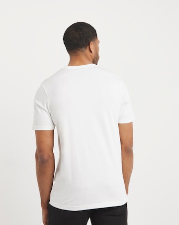 Lyle & Scott Classic Short Sleeve T-Shirt - White