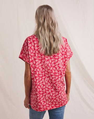 Julipa Turn Back Pure Cotton T-Shirt