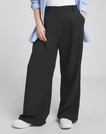 Wide Leg Tailored Trousers