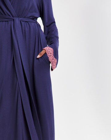 Pretty Secrets Cool Stretch Lace Dressing Gown