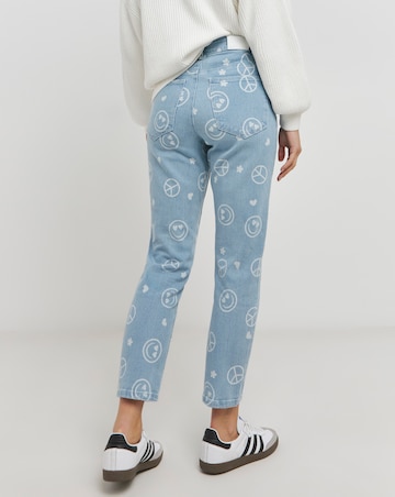 Smiley Peace Sign Slim Mom