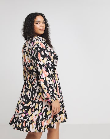 Blurred Animal Printed Button Up Shirt Dress