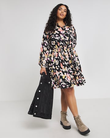 Blurred Animal Printed Button Up Shirt Dress