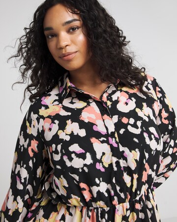 Blurred Animal Printed Button Up Shirt Dress