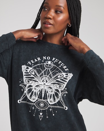 Acid Wash Long Sleeve Celestial Graphic T-Shirt Dress