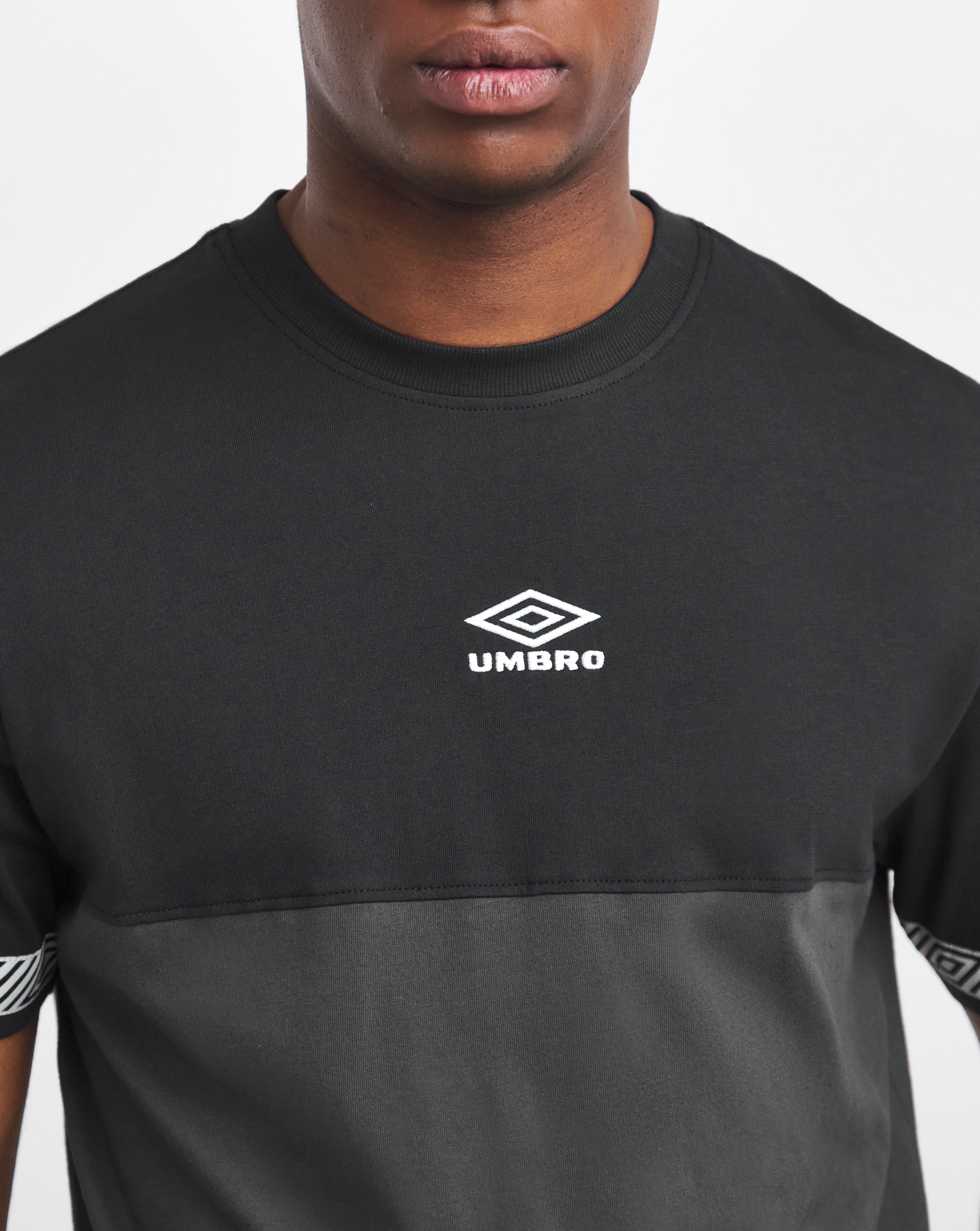 soerte umbroコラボ ゲームシャツ size 2 soerte（ソエルテ）の「umbro × soerte combination game shirt