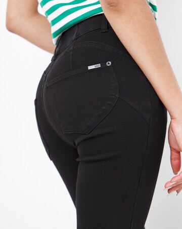 Black Dreamsculpt cropped Straight Leg Jean