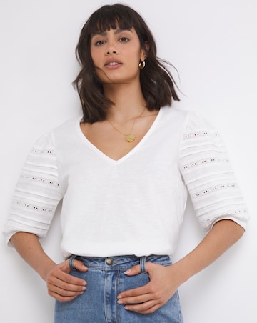 Broderie Sleeve Detail V-Neck Top