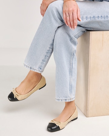 Paris Quilted Toe Cap Ballerina - Wide Fit (E)
