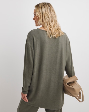 Soft Touch V-Neck Longline Top