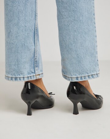 Kiva Lace Front Pointed Toe Court Shoes - Wide Fit (E)